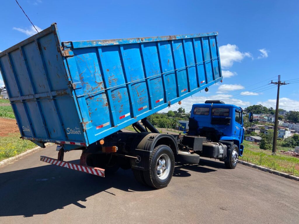 MERCEDES-BENZ 1723 4X2 ANO 1998 04