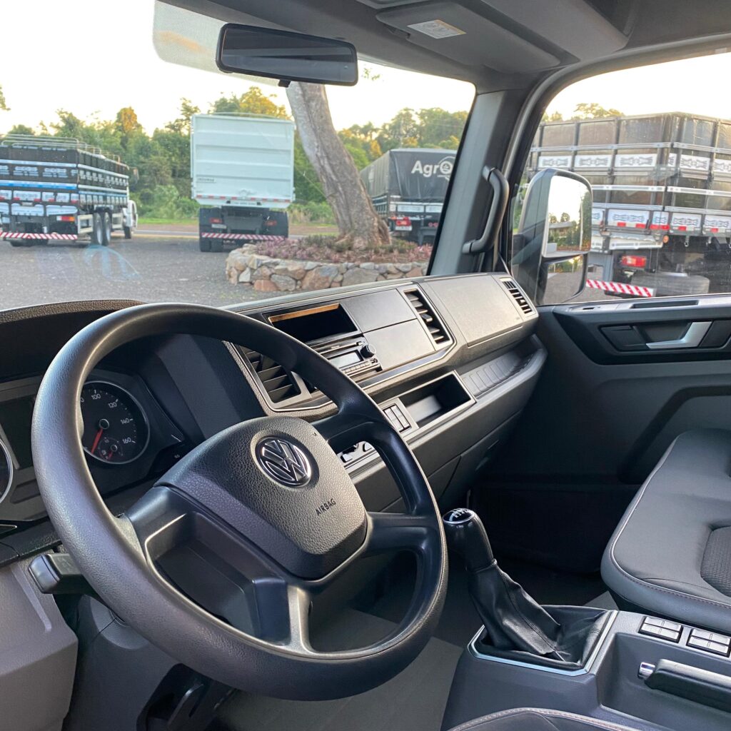 VW EXPRESS 11