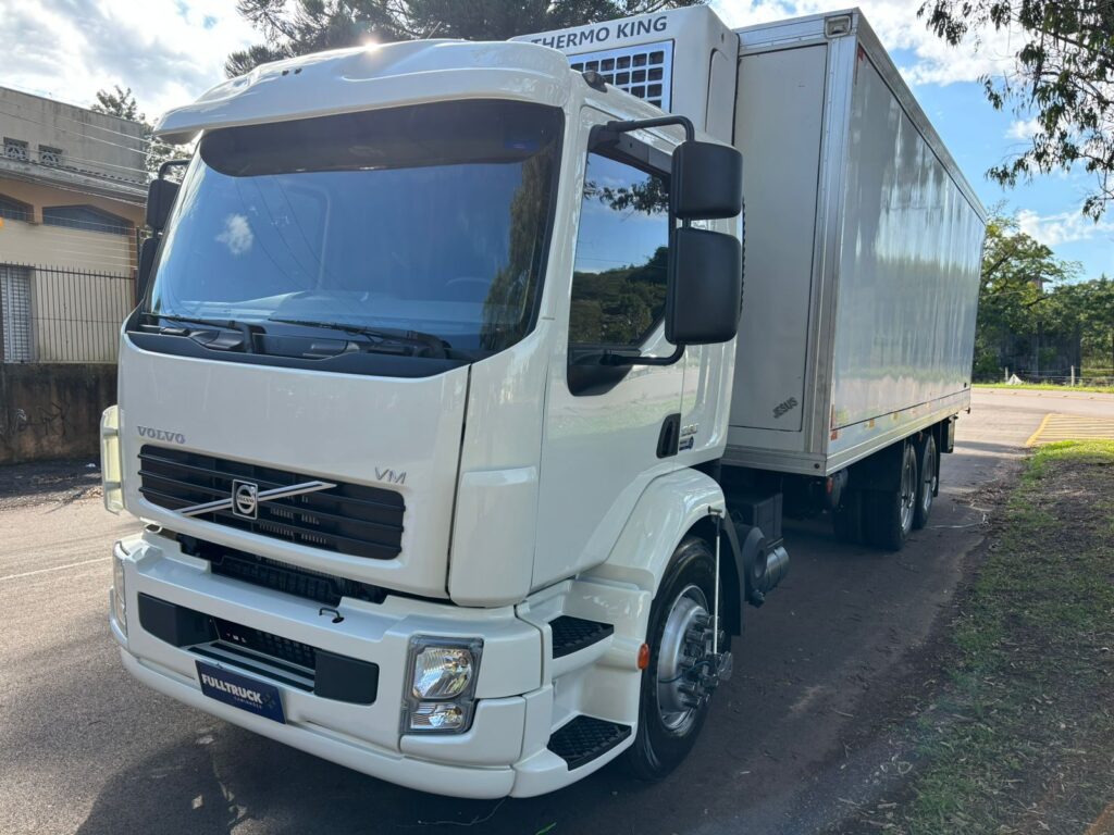 VOLVO VM 260 6X2R 0