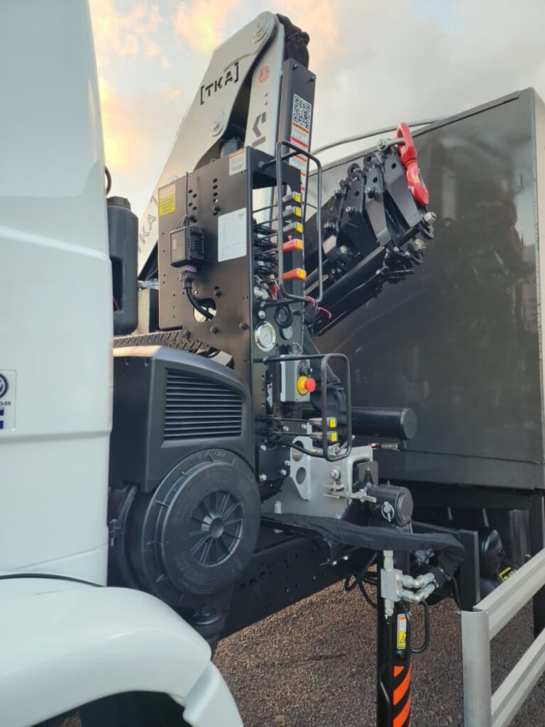 WhatsApp Image 2026-04-23 at 09.52.38